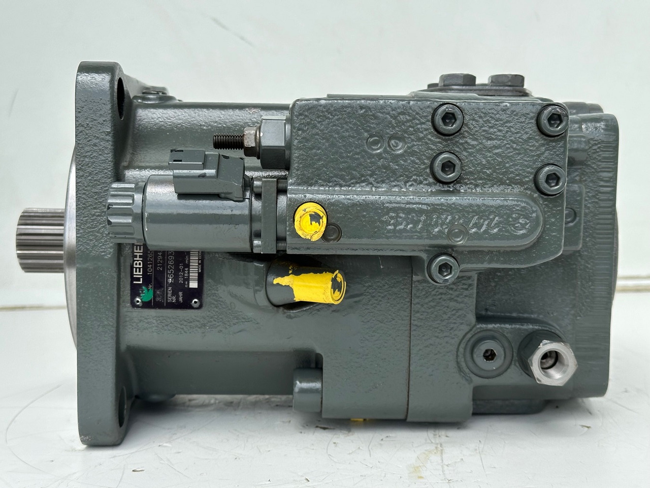 Liebherr Verstellpumpe Typ:A11VO75EP. ID-Nr.10412657. LH120C, LH120CG, LH120ET, LH120M, LH150C, LH150M. #10412657.26526937# - Bomba hidráulica por Escavadeira de rodas: foto 5 Liebherr Verstellpumpe Typ:A11VO75EP. ID-Nr.10412657. LH120C, LH120CG, LH120ET, LH120M, LH150C, LH150M. #10412657.26526937# - Bomba hidráulica por Escavadeira de rodas: foto 5