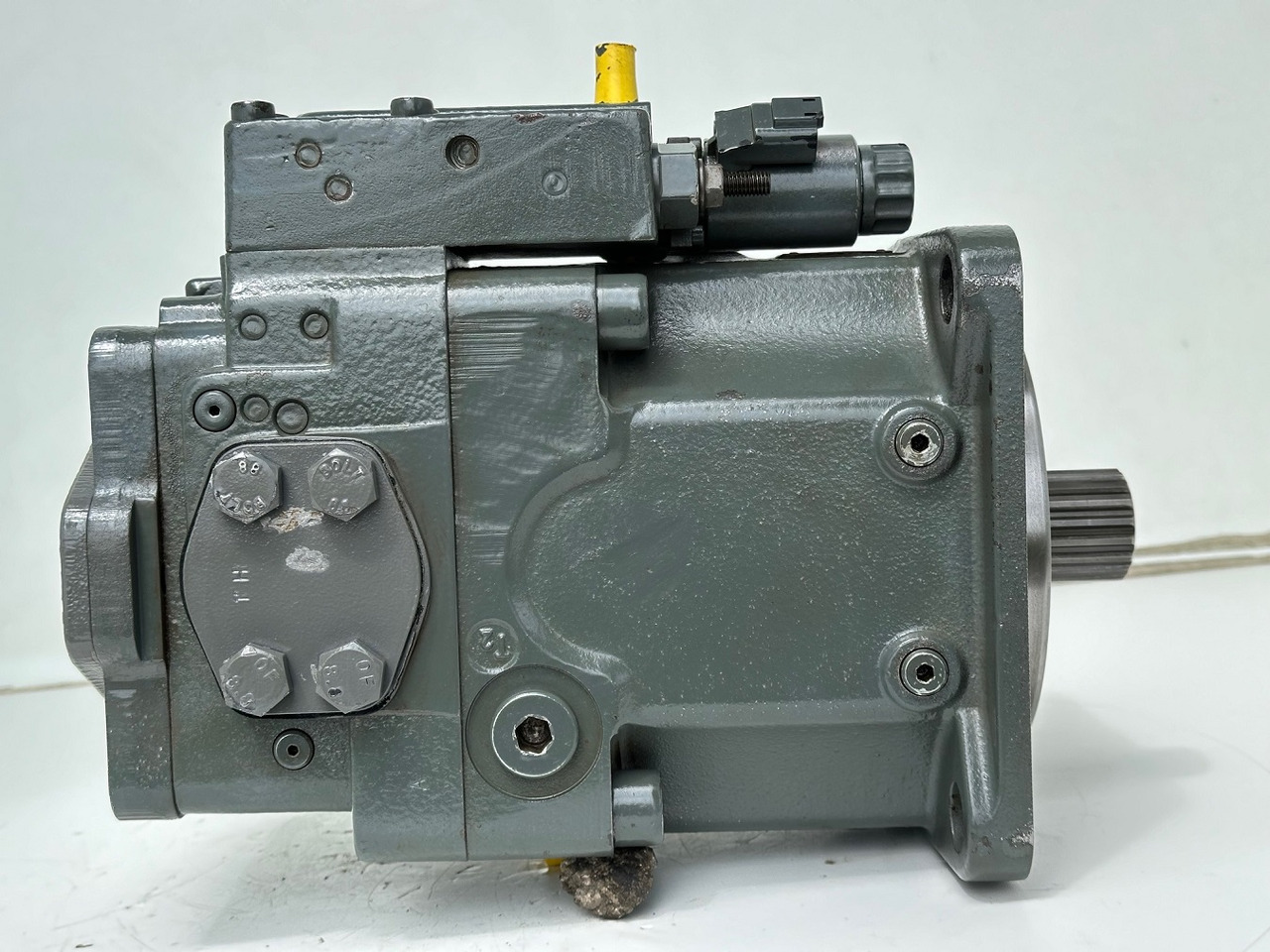 Liebherr Verstellpumpe Typ:A11VO75EP. ID-Nr.10412657. LH120C, LH120CG, LH120ET, LH120M, LH150C, LH150M. #10412657.26526937# - Bomba hidráulica por Escavadeira de rodas: foto 4 Liebherr Verstellpumpe Typ:A11VO75EP. ID-Nr.10412657. LH120C, LH120CG, LH120ET, LH120M, LH150C, LH150M. #10412657.26526937# - Bomba hidráulica por Escavadeira de rodas: foto 4