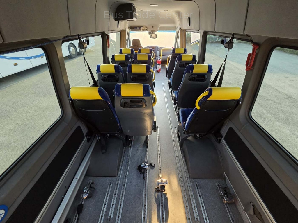 VOLKSWAGEN CRAFTER 50 SKĹP LR - Minibus, Furgão de passageiros: foto 5 VOLKSWAGEN CRAFTER 50 SKĹP LR - Minibus, Furgão de passageiros: foto 5