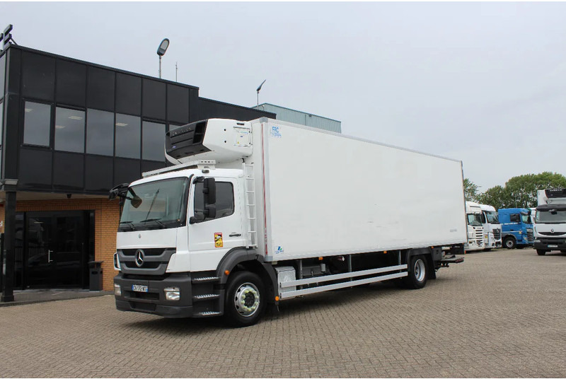 Mercedes-Benz Axor 1829 * MANAUL * EURO5 * 4X2 * - Camião frigorífico: foto 1 Mercedes-Benz Axor 1829 * MANAUL * EURO5 * 4X2 * - Camião frigorífico: foto 1
