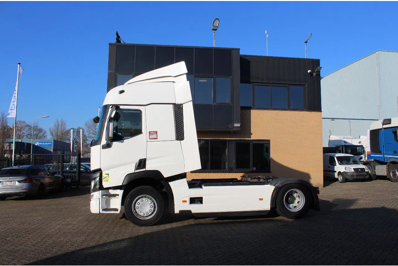 Renault T460 * EURO6 * FULL SPOILER * 2 TANK * - Tractor: foto 2 Renault T460 * EURO6 * FULL SPOILER * 2 TANK * - Tractor: foto 2