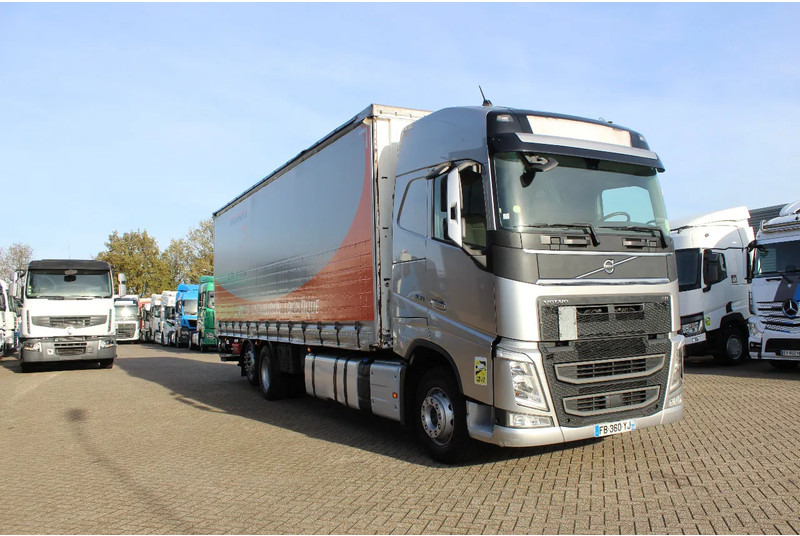 Volvo FH 460 * EUR6 * 6X2 * LIFT * CHASSIE 2019 * - Camião de lona: foto 4 Volvo FH 460 * EUR6 * 6X2 * LIFT * CHASSIE 2019 * - Camião de lona: foto 4