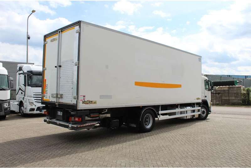 Volvo FM 330 * EURO5 * CARRIER SUPRA SILENT MT * - Camião frigorífico: foto 3 Volvo FM 330 * EURO5 * CARRIER SUPRA SILENT MT * - Camião frigorífico: foto 3