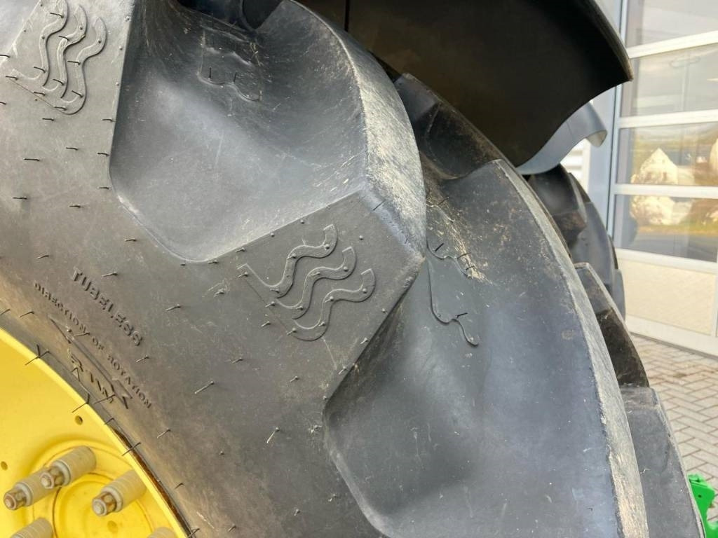 John Deere 6140 R - Trator: foto 4 John Deere 6140 R - Trator: foto 4
