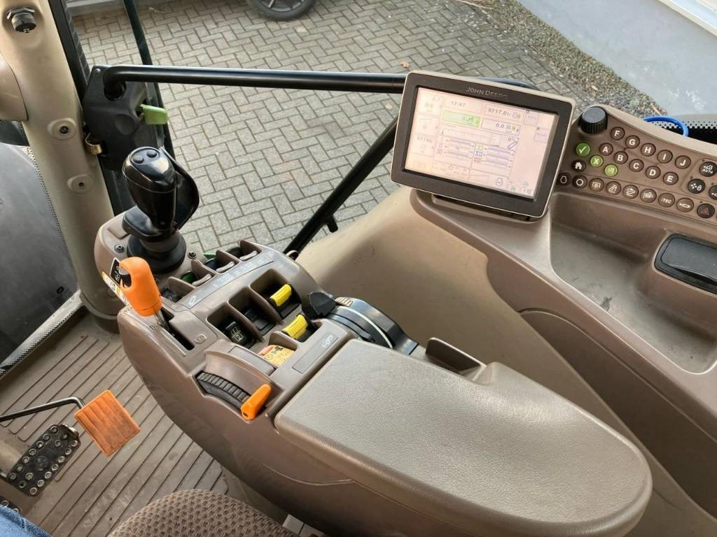 John Deere 6140 R - Trator: foto 5 John Deere 6140 R - Trator: foto 5
