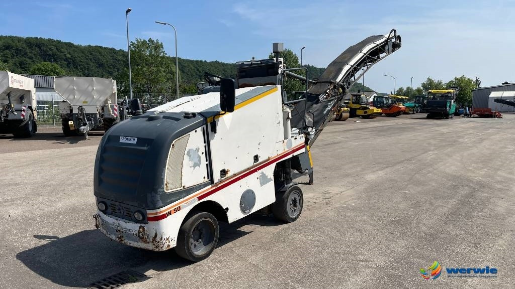 Wirtgen W50 - Aplainadora (Fresadora): foto 5 Wirtgen W50 - Aplainadora (Fresadora): foto 5