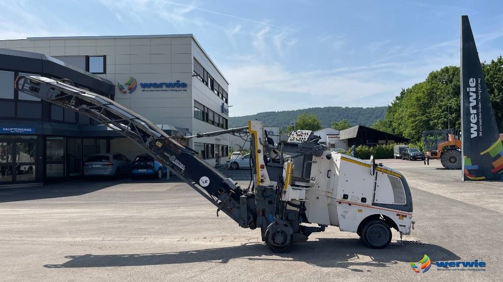 Wirtgen W50 - Aplainadora (Fresadora): foto 1 Wirtgen W50 - Aplainadora (Fresadora): foto 1