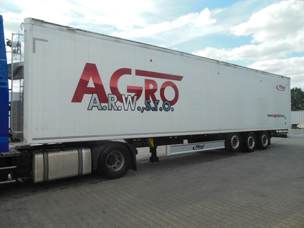 Fliegl SDS 390, 95m3, SAF, 2 STÜCK AM LAGER - Semi-reboque piso móvel: foto 2 Fliegl SDS 390, 95m3, SAF, 2 STÜCK AM LAGER - Semi-reboque piso móvel: foto 2