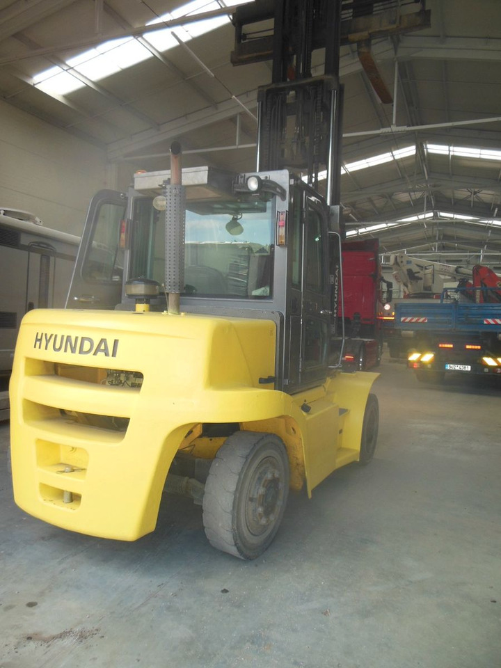 Hyundai 70D-7A - Empilhadeira a diesel: foto 3 Hyundai 70D-7A - Empilhadeira a diesel: foto 3