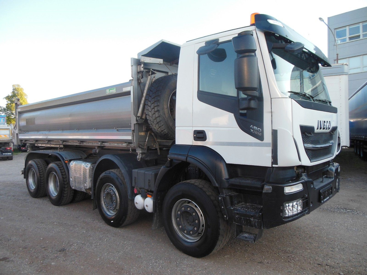 Iveco STRALIS X-WAY 480, 8X4, BORDMATIC, AHK, TOP!!! - Camião basculante: foto 2 Iveco STRALIS X-WAY 480, 8X4, BORDMATIC, AHK, TOP!!! - Camião basculante: foto 2