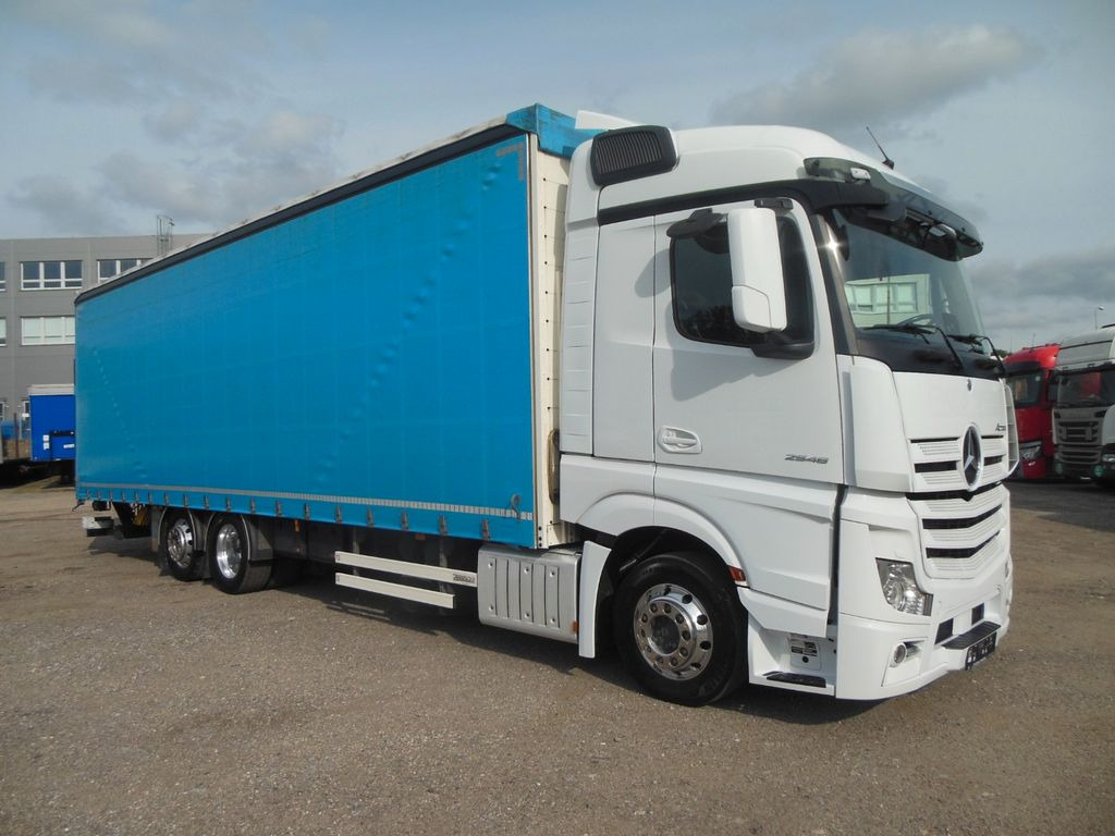 Mercedes-Benz ACTROS 2546, 24 PALETTEN, LBW, ALU FELGEN, TOP!! - Camião de lona: foto 2 Mercedes-Benz ACTROS 2546, 24 PALETTEN, LBW, ALU FELGEN, TOP!! - Camião de lona: foto 2