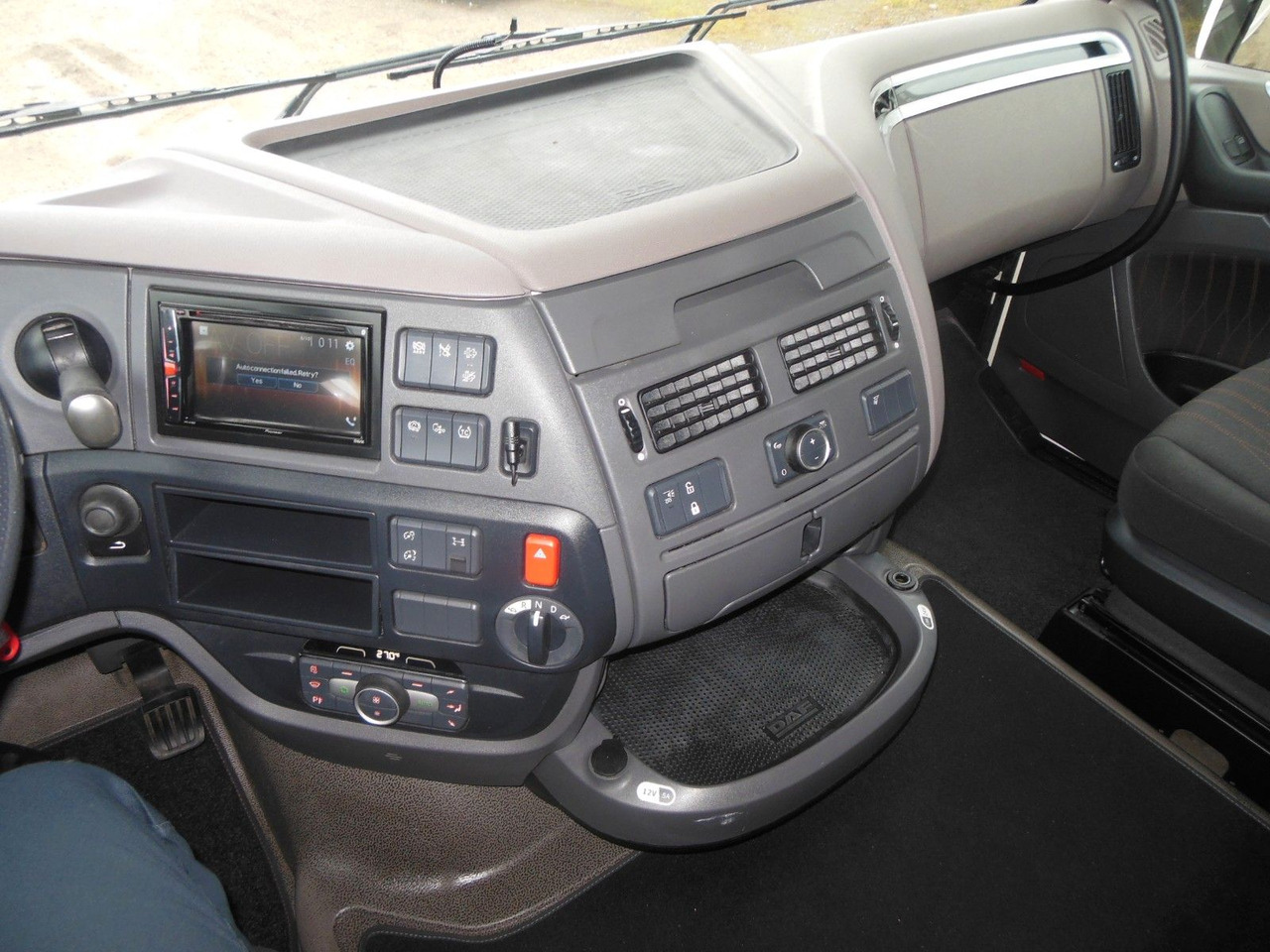 Tractor DAF XF 106.480 SC, STANDART, NEUE TACHO, TOP!!: foto 20 Tractor DAF XF 106.480 SC, STANDART, NEUE TACHO, TOP!!: foto 20