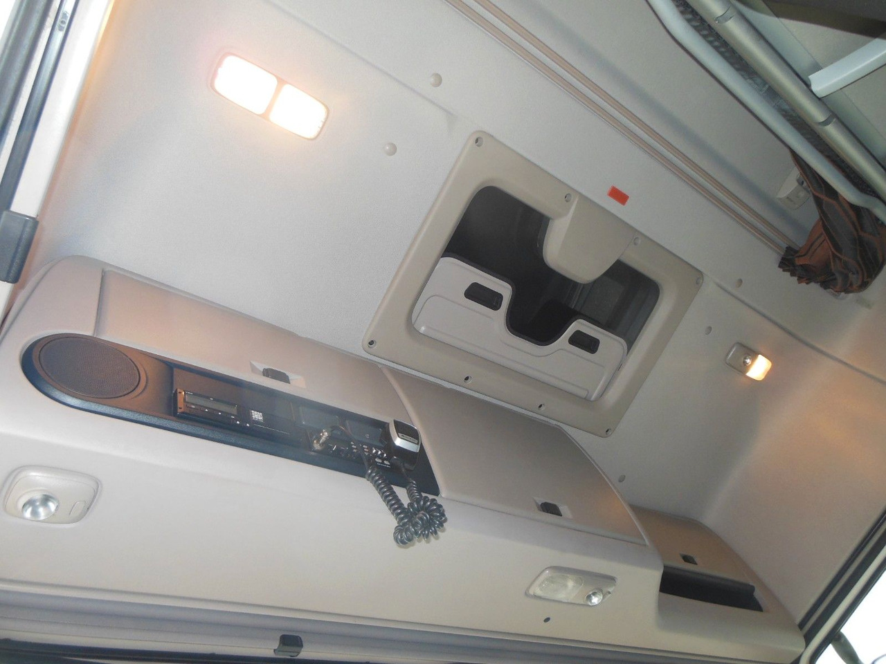 Tractor DAF XF 106.480 SC, STANDART, NEUE TACHO, TOP!!: foto 10 Tractor DAF XF 106.480 SC, STANDART, NEUE TACHO, TOP!!: foto 10