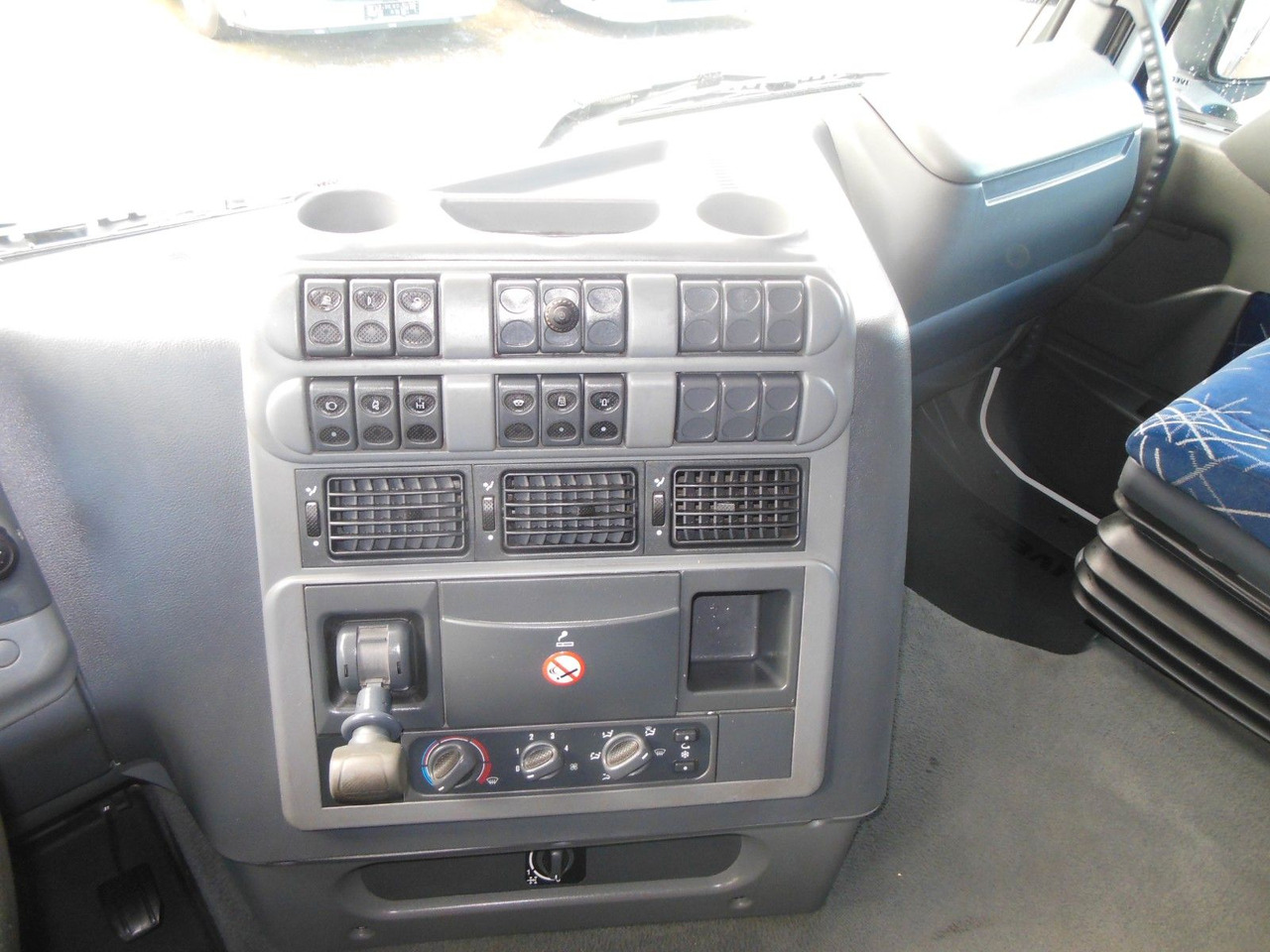 Tractor Iveco STRALIS AS 440S50, MANUELL, RETARDER, 120 TONE!!: foto 23