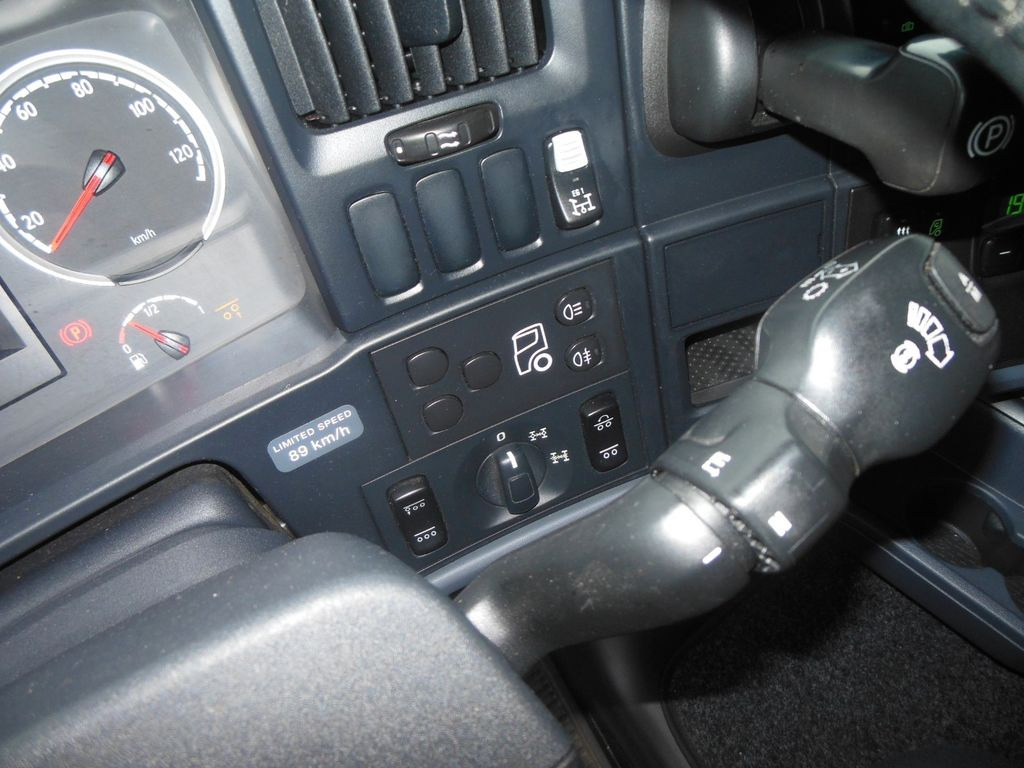 Leasing de Scania R580, V8, 8X4, 164.000 KG, TOP STAND!!! Scania R580, V8, 8X4, 164.000 KG, TOP STAND!!!: foto 21 Leasing de Scania R580, V8, 8X4, 164.000 KG, TOP STAND!!! Scania R580, V8, 8X4, 164.000 KG, TOP STAND!!!: foto 21