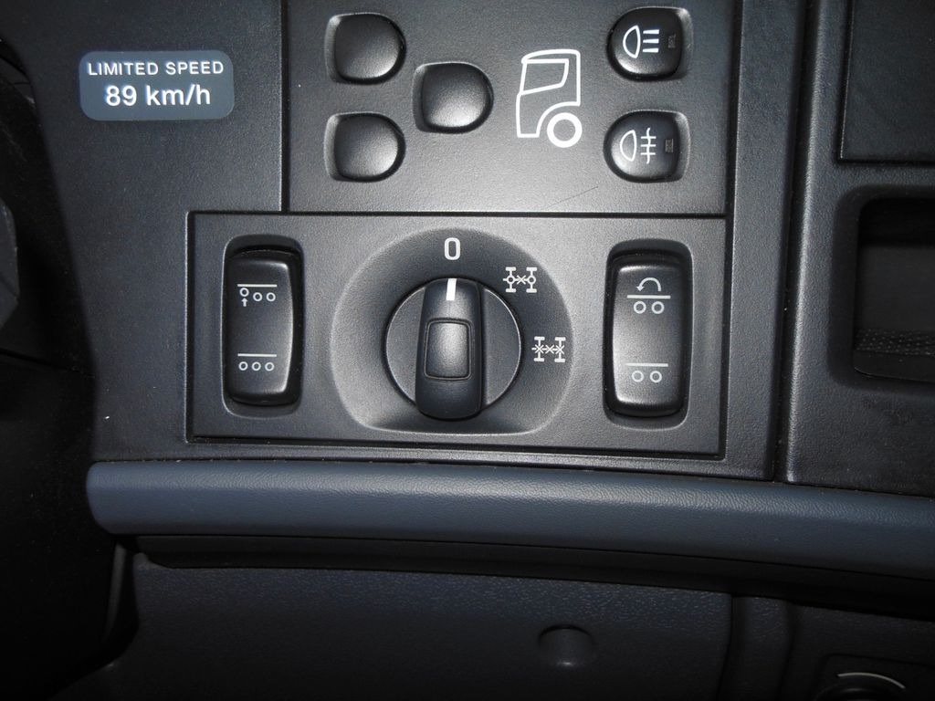 Leasing de Scania R580, V8, 8X4, 164.000 KG, TOP STAND!!! Scania R580, V8, 8X4, 164.000 KG, TOP STAND!!!: foto 22 Leasing de Scania R580, V8, 8X4, 164.000 KG, TOP STAND!!! Scania R580, V8, 8X4, 164.000 KG, TOP STAND!!!: foto 22