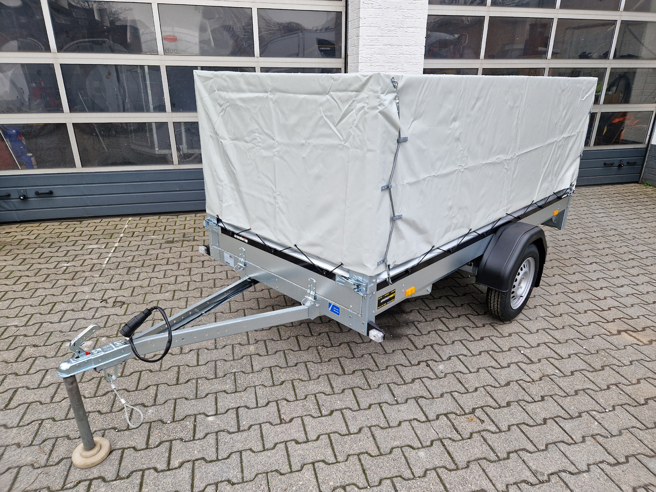 Brenderup 2270S UB 750 270x128x100cm Hochplane (S) 750kg - Reboque para carros: foto 3 Brenderup 2270S UB 750 270x128x100cm Hochplane (S) 750kg - Reboque para carros: foto 3
