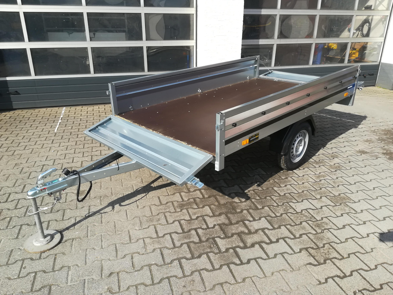 Brenderup 3251 SUB 750 250x142x35cm (S) 750kg - Reboque para carros: foto 3 Brenderup 3251 SUB 750 250x142x35cm (S) 750kg - Reboque para carros: foto 3