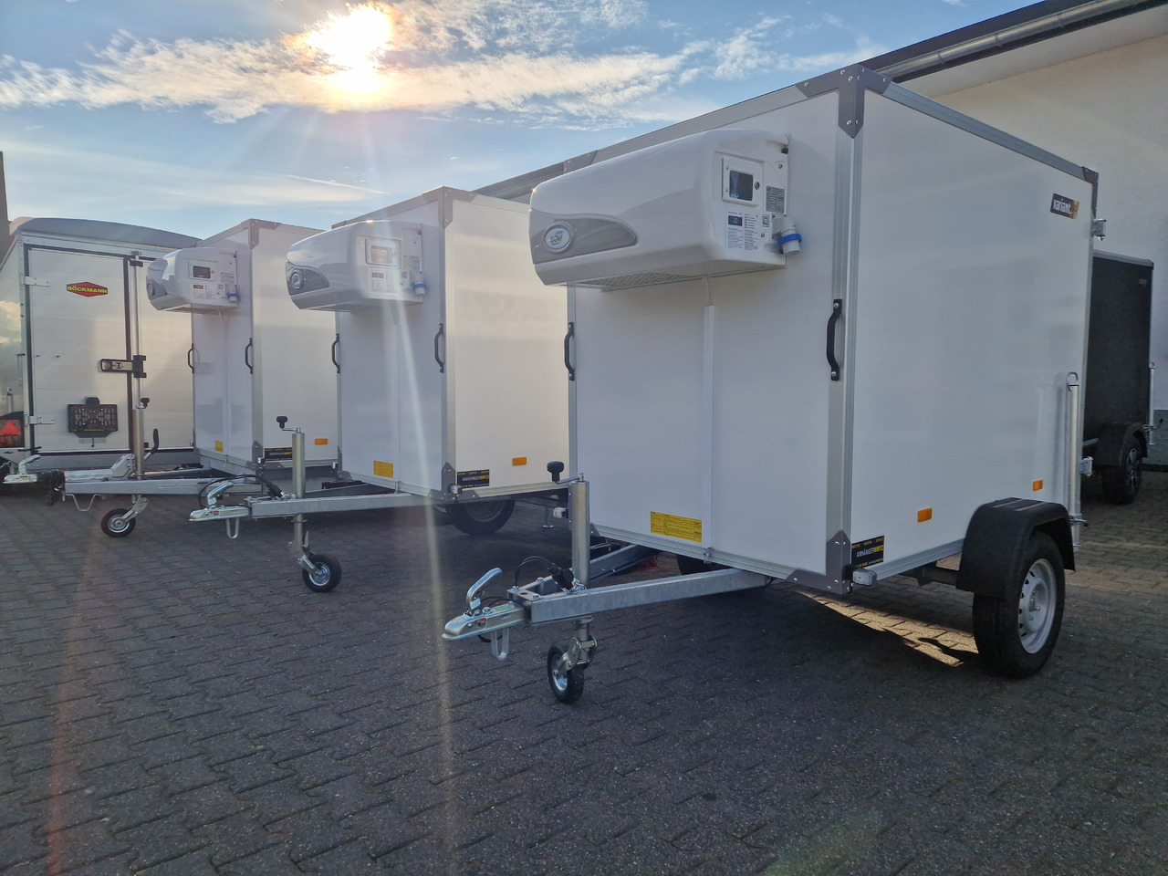 Kühlanhänger 752 DK2 Classic 199x124x150cm XPS Govi Kühlung 750kg ungebremst - Reboque frigorífico: foto 3 Kühlanhänger 752 DK2 Classic 199x124x150cm XPS Govi Kühlung 750kg ungebremst - Reboque frigorífico: foto 3