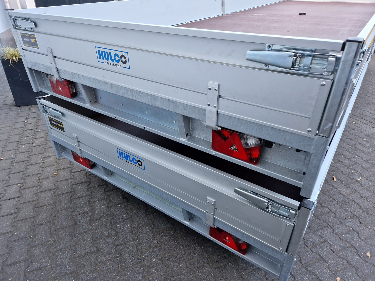 MEDAX - 2 3500 502x223x30cm Tandem 12" niedrig Fahrrgestell (XXL) 3500kg - Reboque plataforma/ Caixa aberta: foto 4 MEDAX - 2 3500 502x223x30cm Tandem 12" niedrig Fahrrgestell (XXL) 3500kg - Reboque plataforma/ Caixa aberta: foto 4