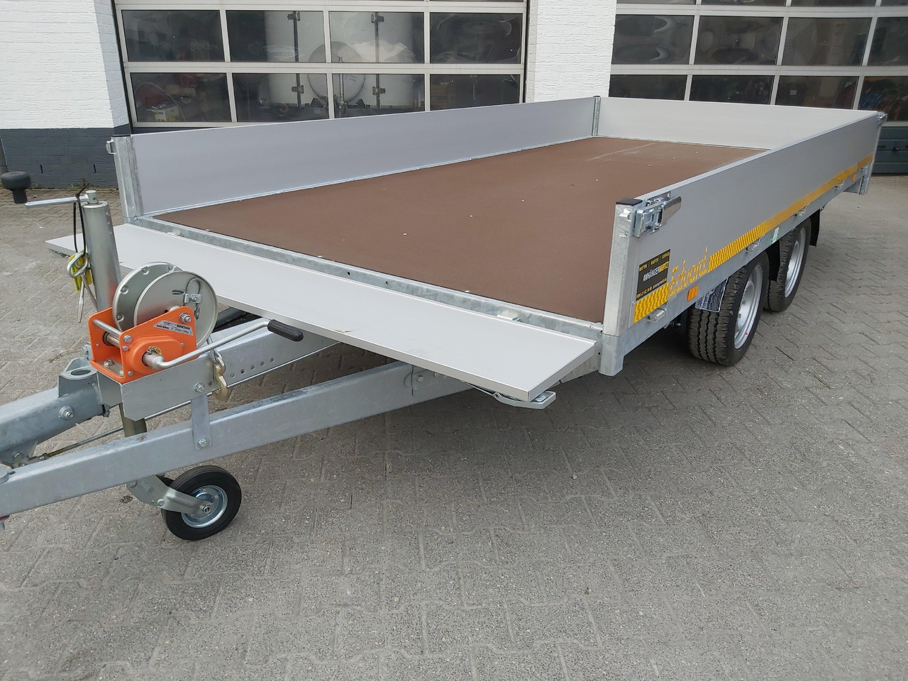 Reboque porta máquinas Multi Transporter 406x200x30cm Rampen Winde 13" niedrig Fahrwerk (XL) 3500kg Online Aktion: foto 6