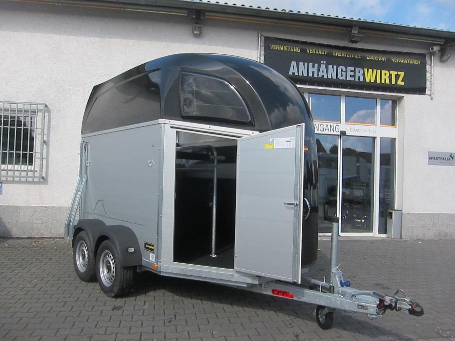 Pferdeanhänger Böckmann Champion R Sattelkammer blackline 2400kg CFF+ 100 km/H Modell 25 - Reboque para cavalos: foto 3 Pferdeanhänger Böckmann Champion R Sattelkammer blackline 2400kg CFF+ 100 km/H Modell 25 - Reboque para cavalos: foto 3