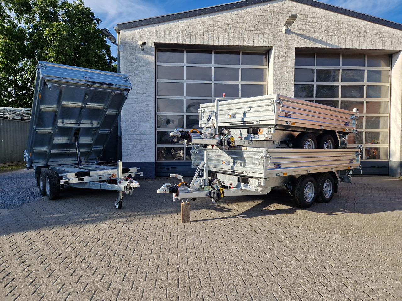 Saris Kipper 3 SKS 310 176 40cm Stahlwände HD elektro Notpumpe Alurampen Stützen 3500kg 100km/H - Reboque basculante: foto 2 Saris Kipper 3 SKS 310 176 40cm Stahlwände HD elektro Notpumpe Alurampen Stützen 3500kg 100km/H - Reboque basculante: foto 2