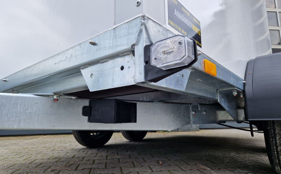 Saris Koffer GO 306 154 200 2000 2 306x154x200cm GFK weiß (M) 2000kg - Reboque furgão: foto 1 Saris Koffer GO 306 154 200 2000 2 306x154x200cm GFK weiß (M) 2000kg - Reboque furgão: foto 1
