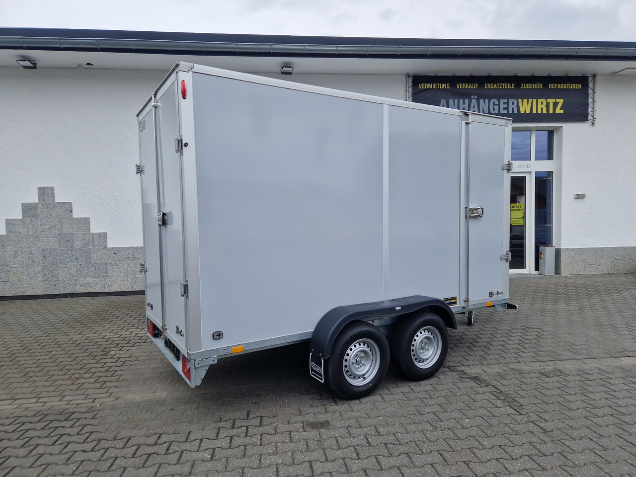 Saris Koffer GO 356 169 200 2700 2 356x169x200cm Hecktüren Seitentür grau GFK (L) 2700kg - Reboque furgão: foto 5 Saris Koffer GO 356 169 200 2700 2 356x169x200cm Hecktüren Seitentür grau GFK (L) 2700kg - Reboque furgão: foto 5