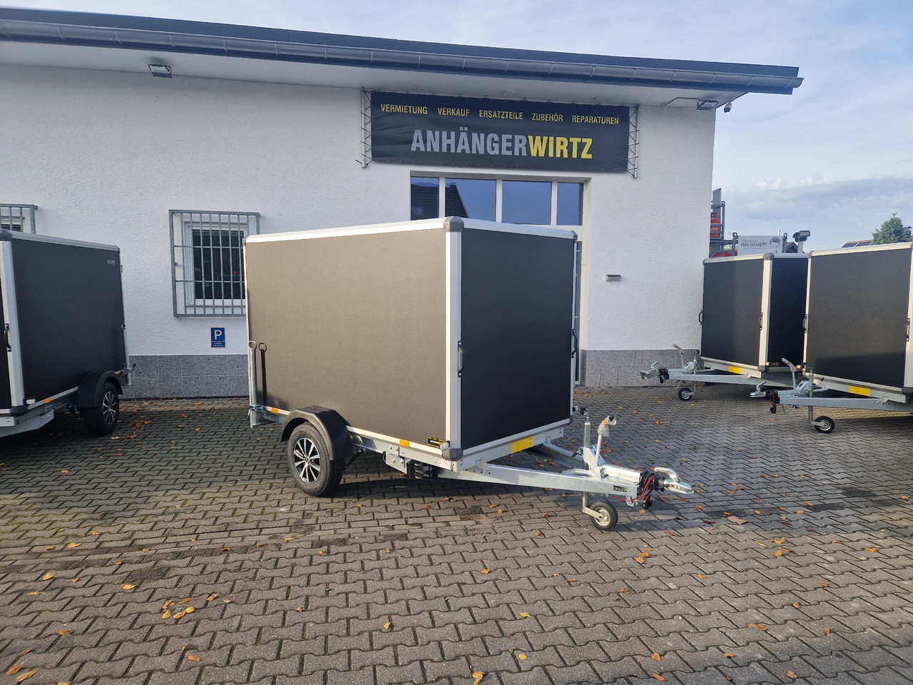 Variant C1315 C2 Edition black 258x148x157cm Alufelgen darkline 1350kg 100km/H 2024 black deal - Reboque furgão: foto 4 Variant C1315 C2 Edition black 258x148x157cm Alufelgen darkline 1350kg 100km/H 2024 black deal - Reboque furgão: foto 4