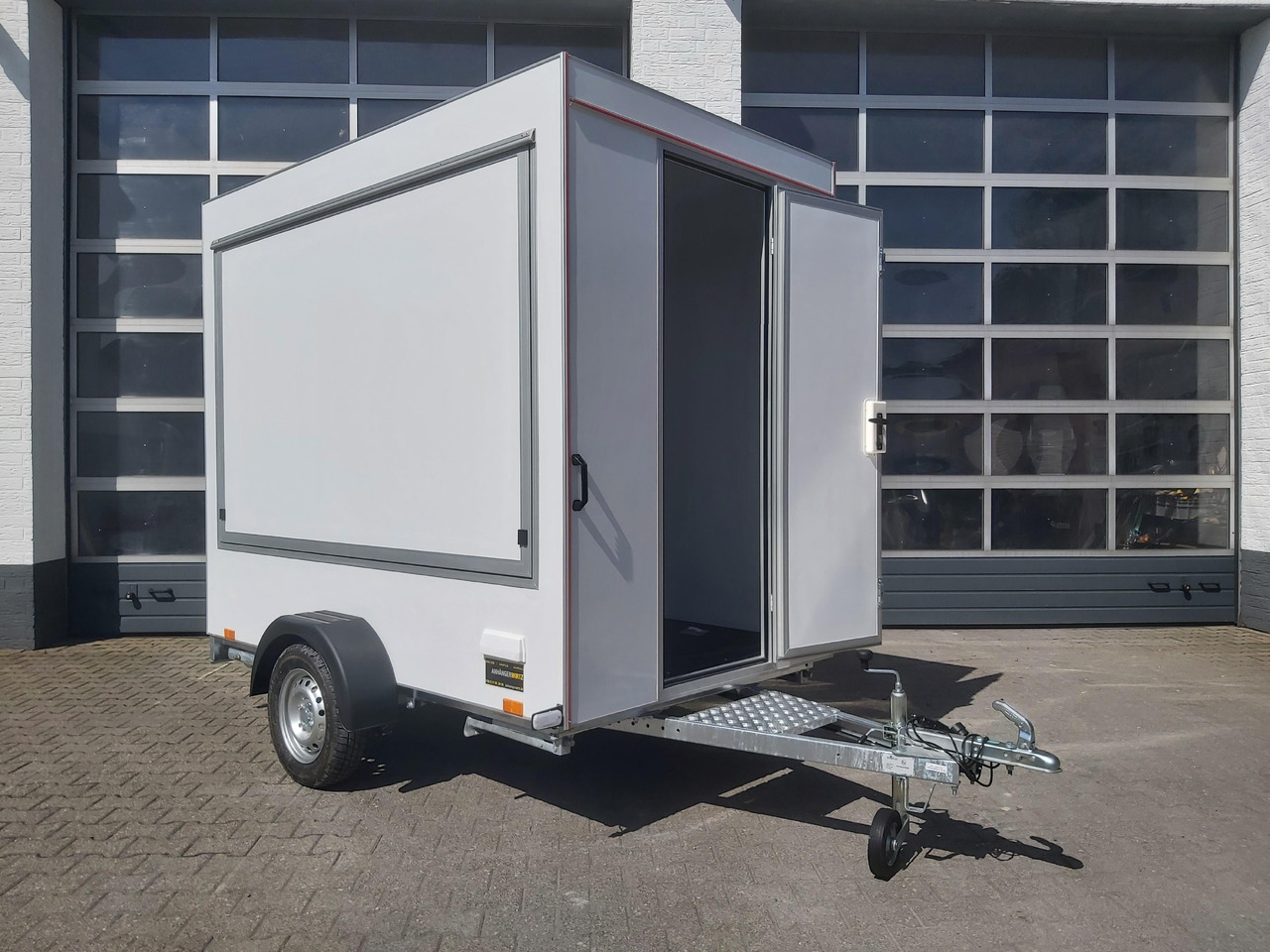 Roulote bar Verkaufsanhänger TFS Multi VK 250.01 250x150x200cm 1 Seitenklappe Tür 230V Strom 750kg 100kmH AKTION: foto 8