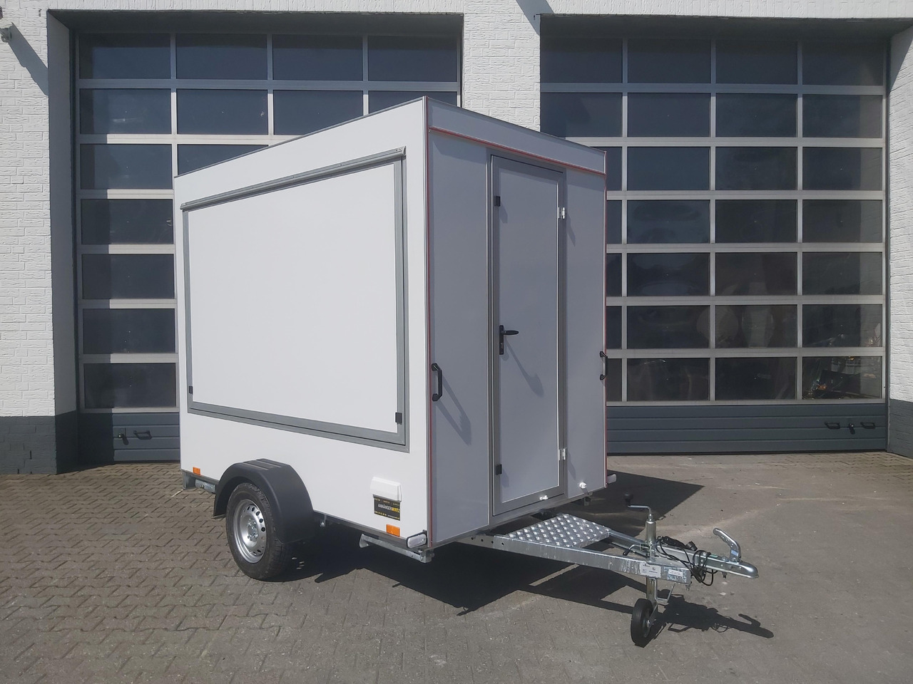 Roulote bar Verkaufsanhänger TFS Multi VK 250.01 250x150x200cm 1 Seitenklappe Tür 230V Strom 750kg 100kmH AKTION: foto 9