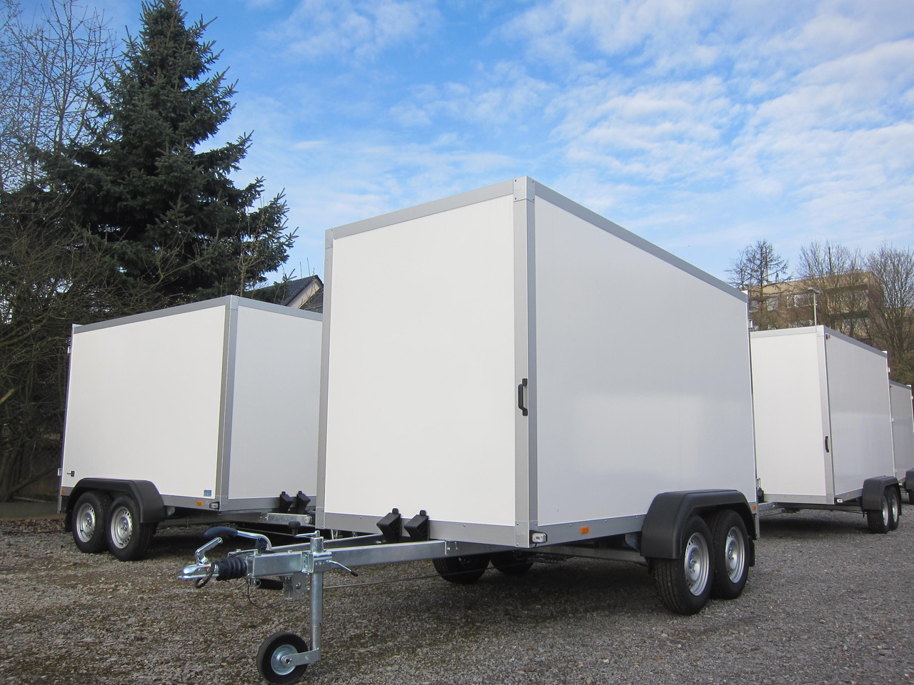 WM Meyer Koffer AZ 2035/151 S35 351x151x185cm (L) 2000kg - Reboque furgão: foto 1 WM Meyer Koffer AZ 2035/151 S35 351x151x185cm (L) 2000kg - Reboque furgão: foto 1