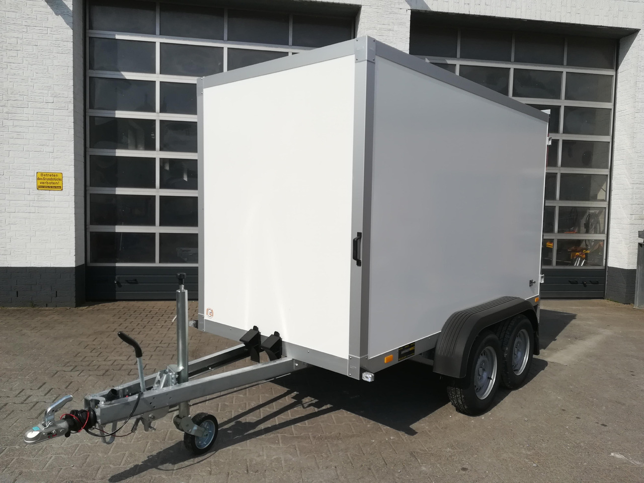 WM Meyer Koffer AZ 2730/151 S30 301x151x185cm (M) 2700kg Januar Aktion - Reboque furgão: foto 1 WM Meyer Koffer AZ 2730/151 S30 301x151x185cm (M) 2700kg Januar Aktion - Reboque furgão: foto 1