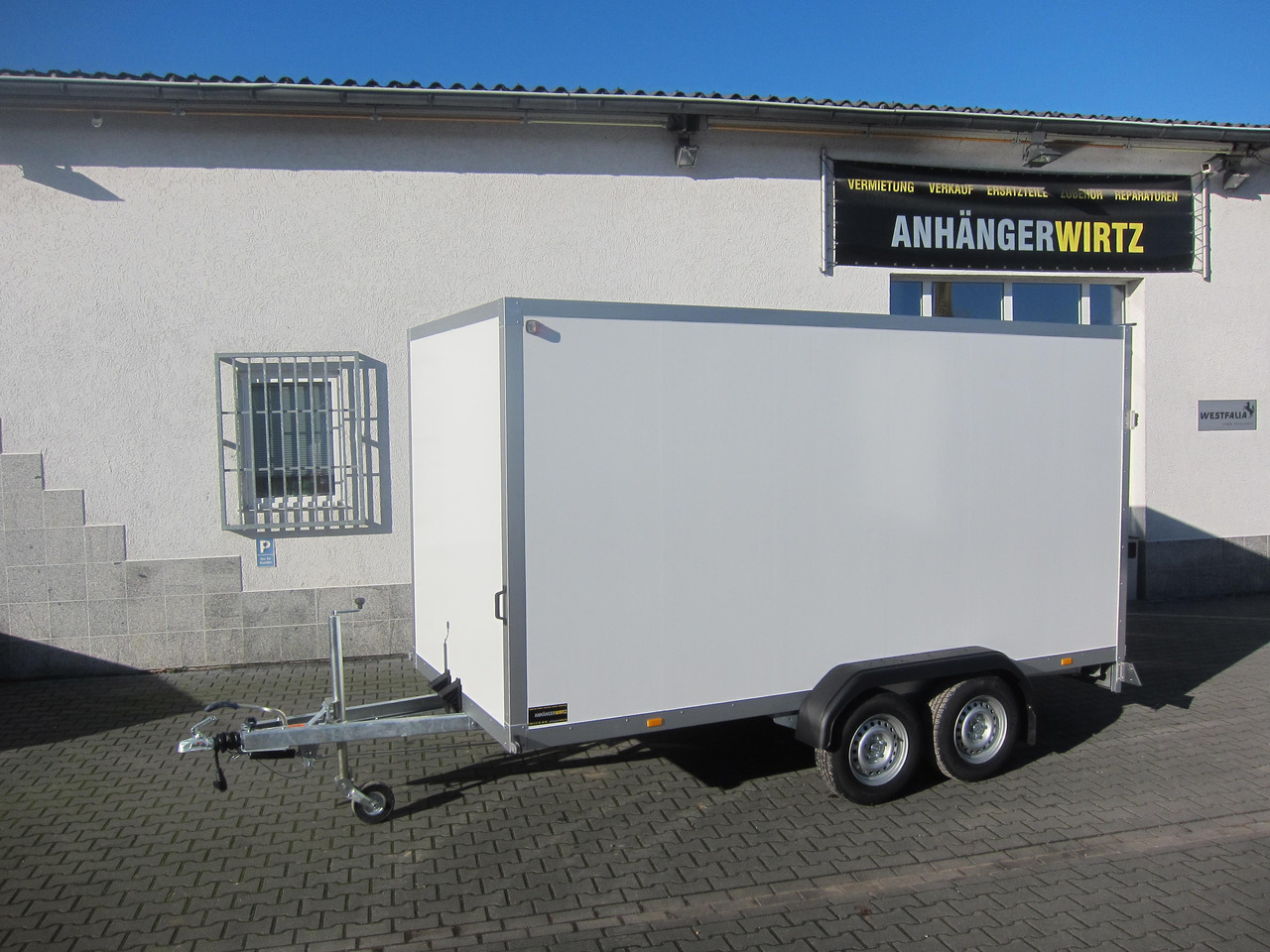 WM Meyer Koffer AZ 2740/185 S35 + Heckrampe 401x185x205cm (XL) 2700kg Januar Aktion Modell 2024 - Reboque furgão: foto 2 WM Meyer Koffer AZ 2740/185 S35 + Heckrampe 401x185x205cm (XL) 2700kg Januar Aktion Modell 2024 - Reboque furgão: foto 2