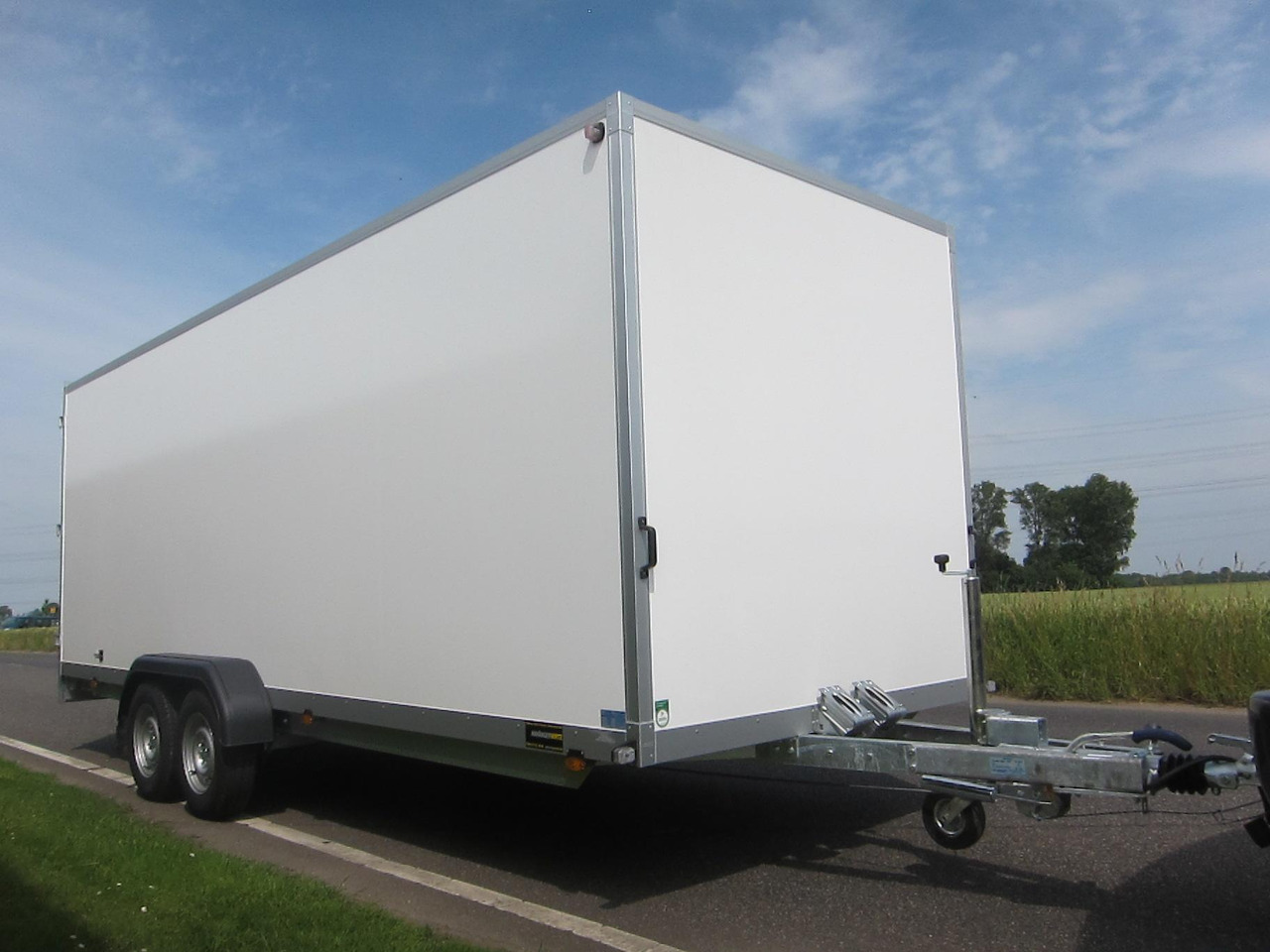 WM Meyer Kofferanhänger AZ 3560/200 S40 601x200x205cm 3500kg preorder Aktion - Reboque furgão: foto 1 WM Meyer Kofferanhänger AZ 3560/200 S40 601x200x205cm 3500kg preorder Aktion - Reboque furgão: foto 1