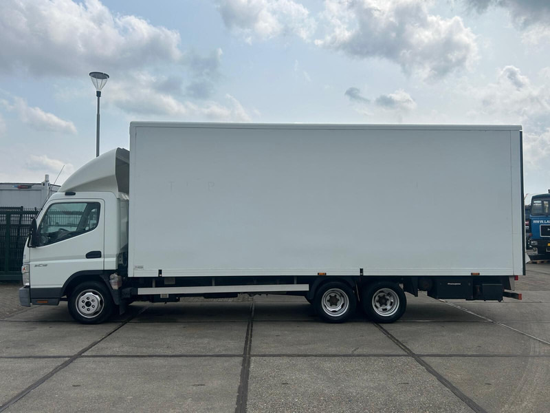 Mitsubishi Fuso CANTER 3C15 - Camião furgão: foto 2 Mitsubishi Fuso CANTER 3C15 - Camião furgão: foto 2