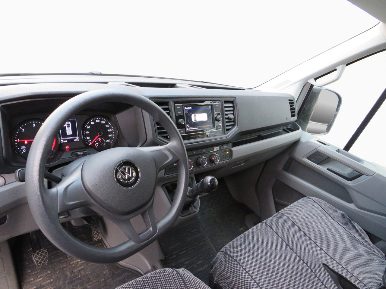 Volkswagen Crafter 35 L4H3 Doka Kasten Volkswagen Crafter 35 L4H3 Doka Kasten - Furgão, Carrinha cabine dupla: foto 2 Volkswagen Crafter 35 L4H3 Doka Kasten Volkswagen Crafter 35 L4H3 Doka Kasten - Furgão, Carrinha cabine dupla: foto 2