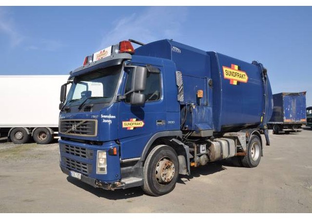 Volvo FM9 4X2 300 - Caminhão de lixo: foto 1 Volvo FM9 4X2 300 - Caminhão de lixo: foto 1