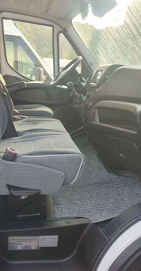 Minibus, Furgão de passageiros IVECO Daily 50C18: foto 12