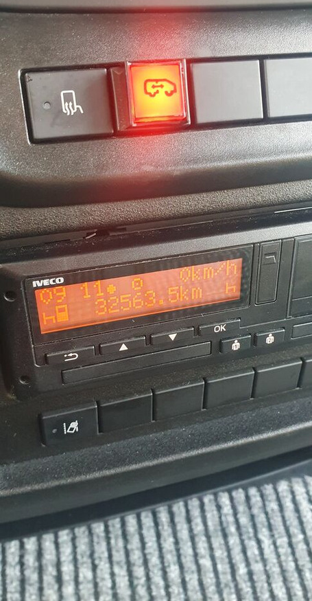 Minibus, Furgão de passageiros IVECO Daily 50C18: foto 10