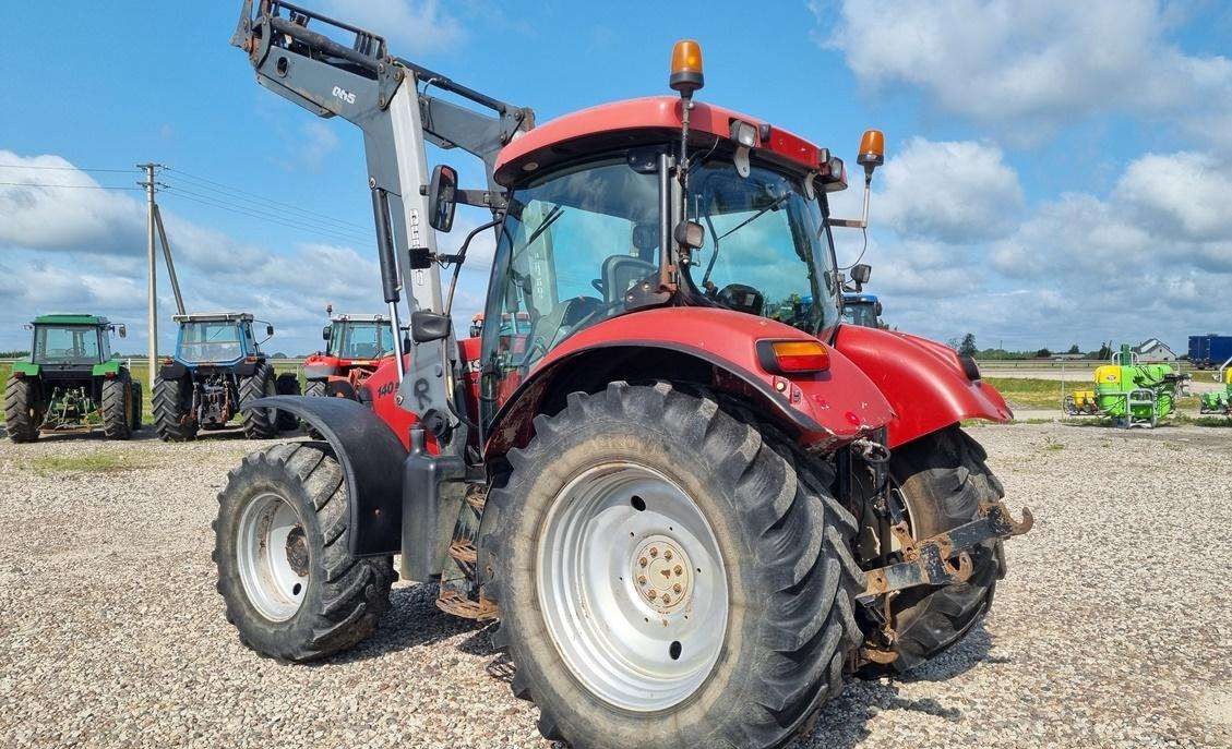 Case-IH 140 Maxxum - Trator: foto 5 Case-IH 140 Maxxum - Trator: foto 5