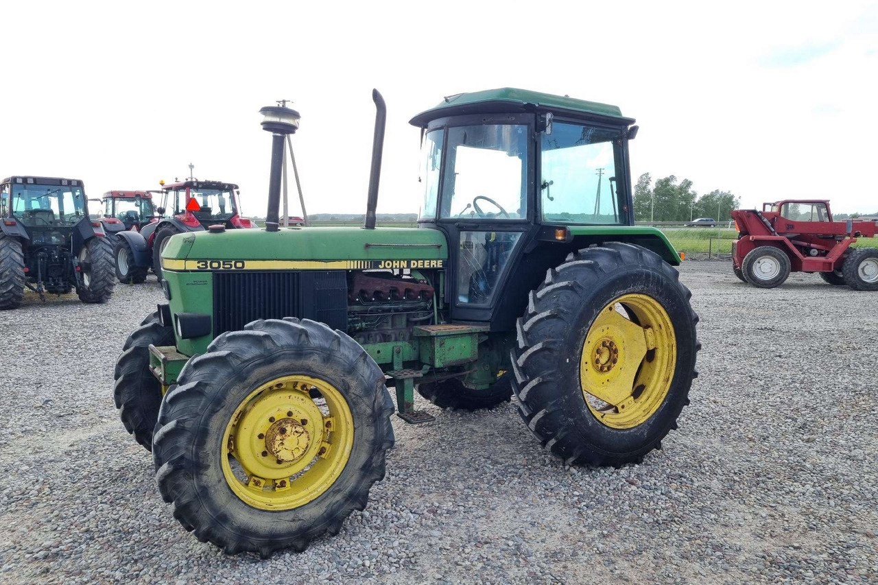 John Deere 3050 - Trator: foto 3 John Deere 3050 - Trator: foto 3