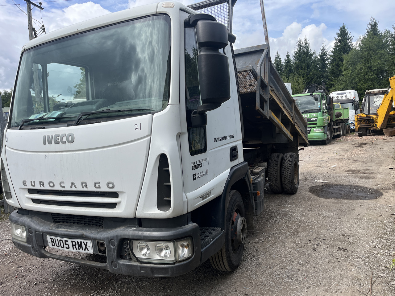 Iveco Euro Cargo 75 E17 - Camião basculante: foto 2 Iveco Euro Cargo 75 E17 - Camião basculante: foto 2