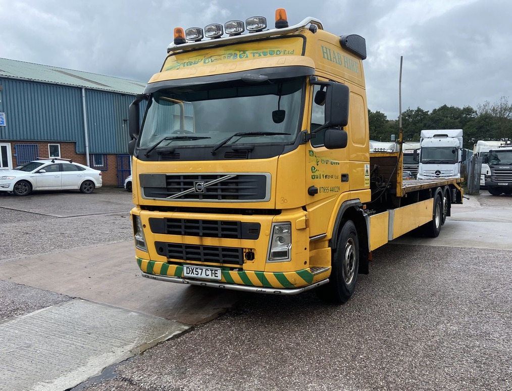 Volvo FM9 340 6x2 Rigid - Máquina de outro: foto 1 Volvo FM9 340 6x2 Rigid - Máquina de outro: foto 1