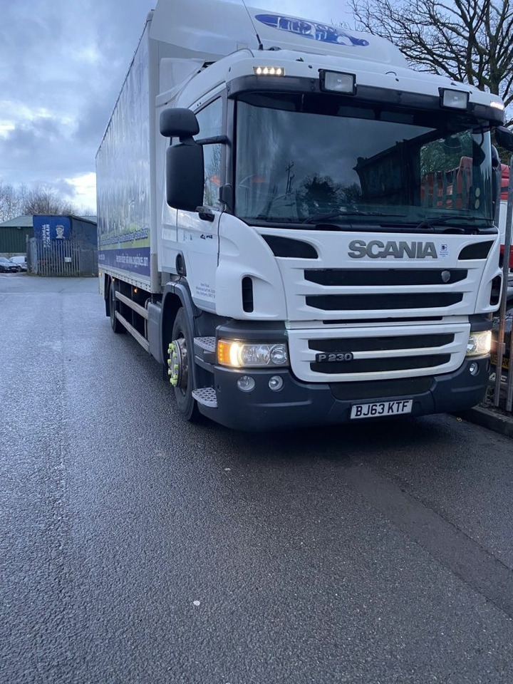 Scania P230 4x2 Box Van - Carrinha de contentor: foto 1 Scania P230 4x2 Box Van - Carrinha de contentor: foto 1