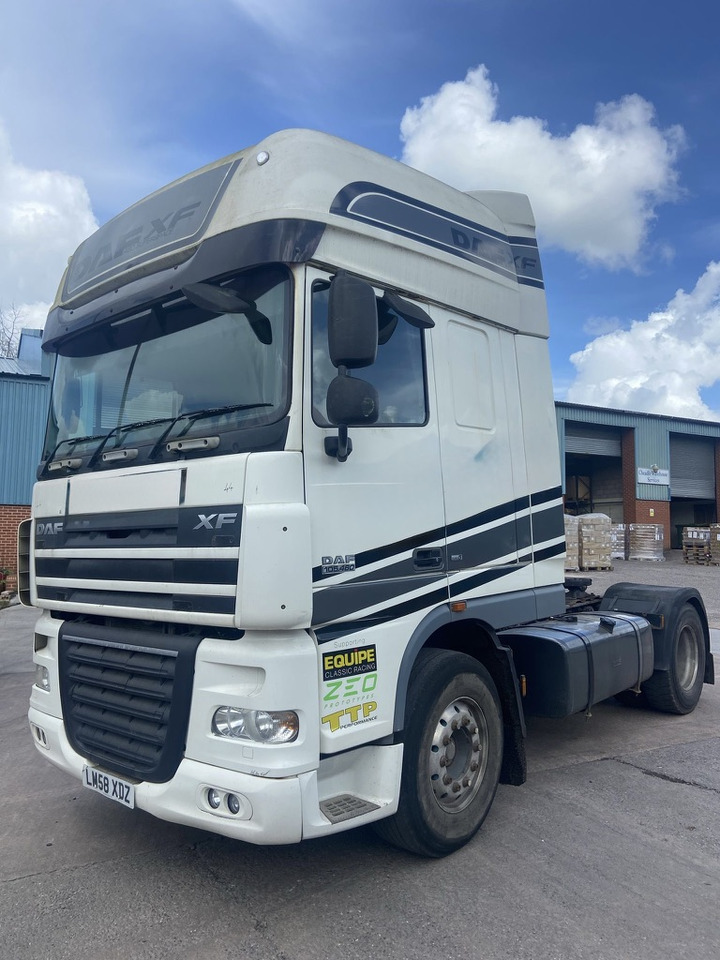 Daf 105Xf 460 4x2 Tractor Unit - Tractor: foto 2 Daf 105Xf 460 4x2 Tractor Unit - Tractor: foto 2