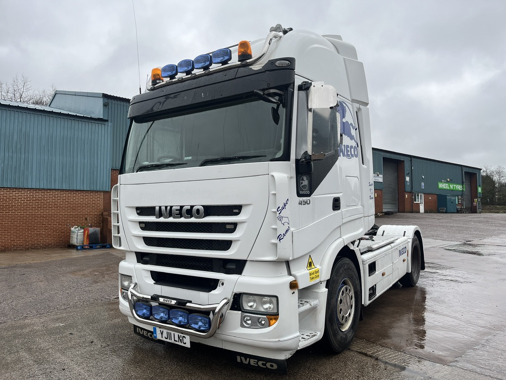 Iveco Stralis 450 4x2 Tractor Unit - Tractor: foto 1 Iveco Stralis 450 4x2 Tractor Unit - Tractor: foto 1
