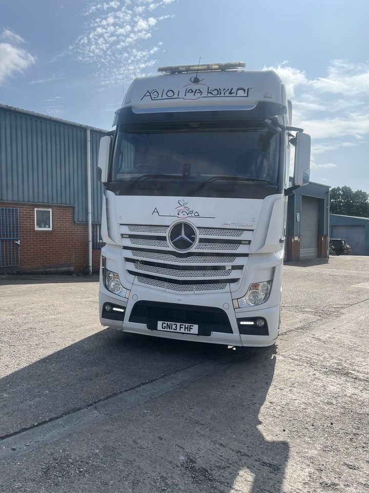 Mercedes Actros 2545 6x2 Tractor Unit - Tractor: foto 3 Mercedes Actros 2545 6x2 Tractor Unit - Tractor: foto 3