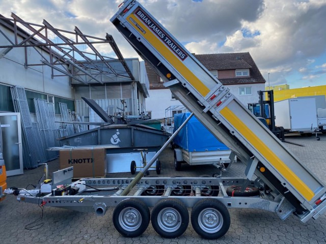 Brian James Cargo Tipper Heckkipper 3-achs, 526-3620-35-3-12, 3600 x 2000 x 300 mm, 3,5 to. - Reboque basculante: foto 1 Brian James Cargo Tipper Heckkipper 3-achs, 526-3620-35-3-12, 3600 x 2000 x 300 mm, 3,5 to. - Reboque basculante: foto 1